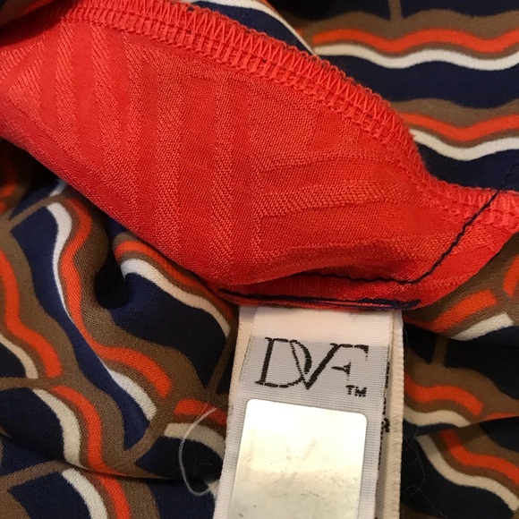 Dianne Von Furstenberg silk blouse 6 - Picture 7 of 8